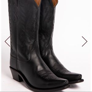 Old West Women’s  Cowboy Boots Size 8